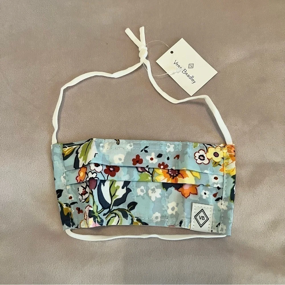 New VERA BRADLEY Floating Garden Youth Mask with Adjustable Elastic Blue Floral